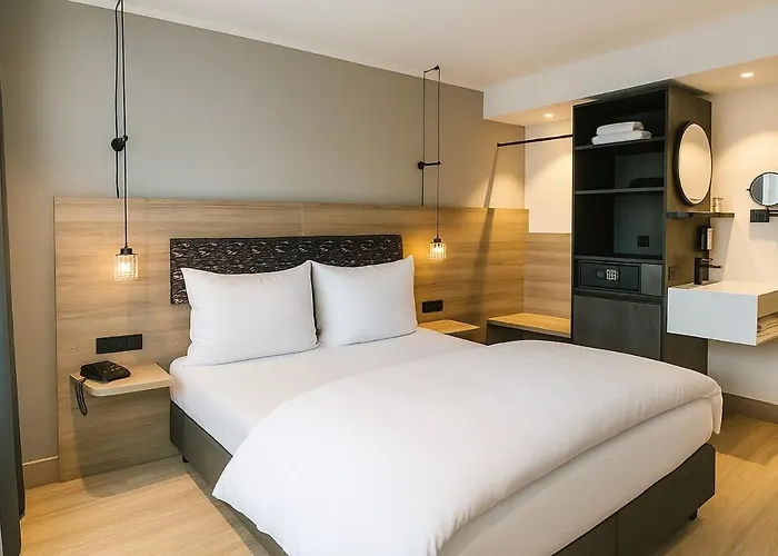 Dom Hotel